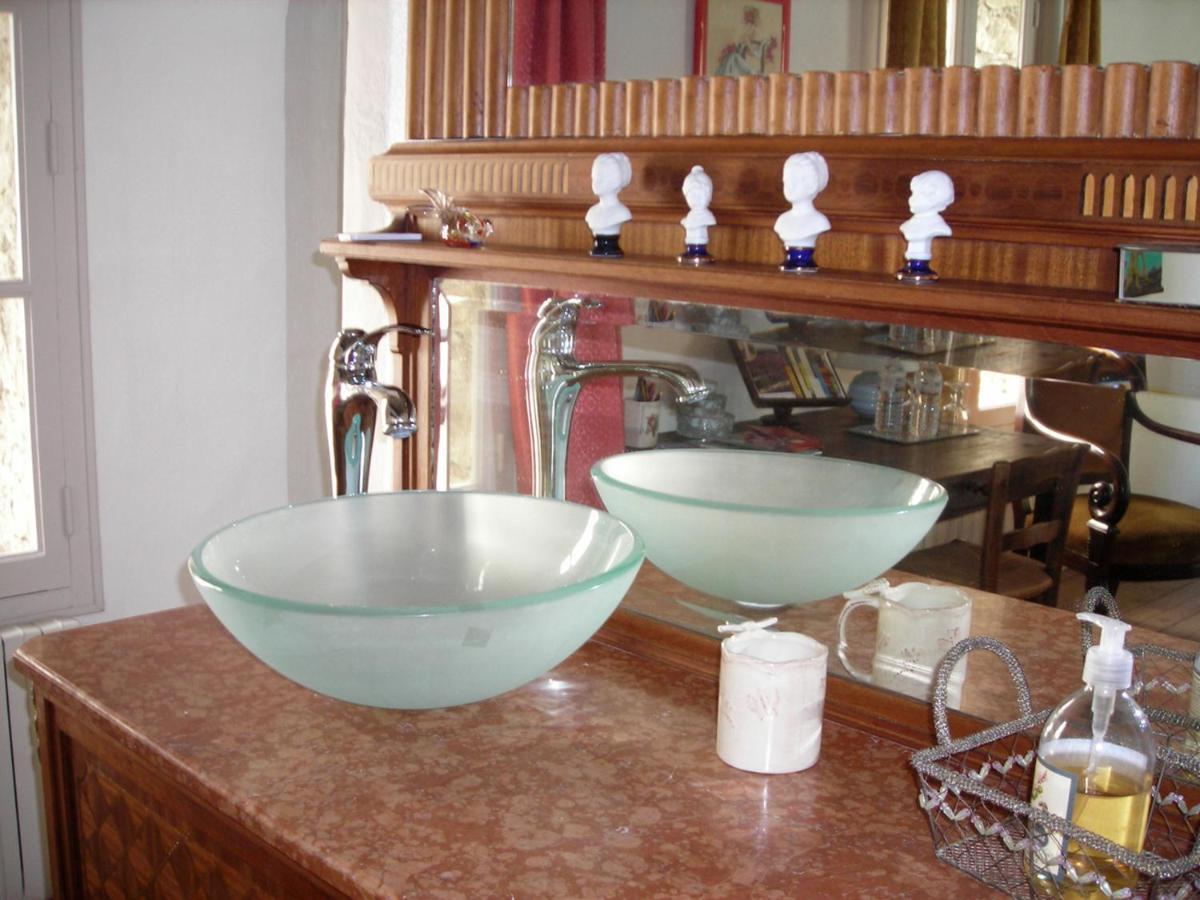 Au Coeur De La Cite Medievale Bed and Breakfast Vaison-la-Romaine Eksteriør billede